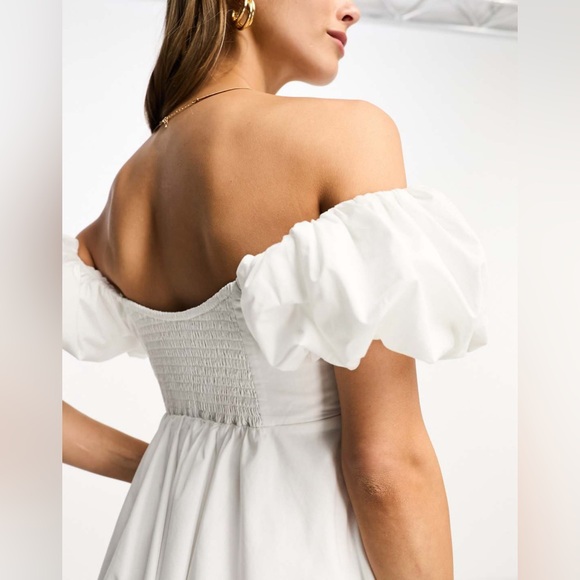 Abercrombie & Fitch 🤍 Scoop Neck Ruched Puff Sleeve Dress in White, Medium - Picture 3 of 11